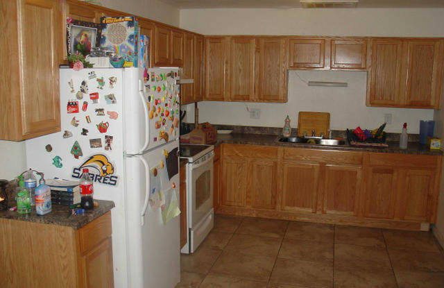 7554 E CLOVIS Circle - 7554 East Clovis Circle, Mesa, AZ 85208
