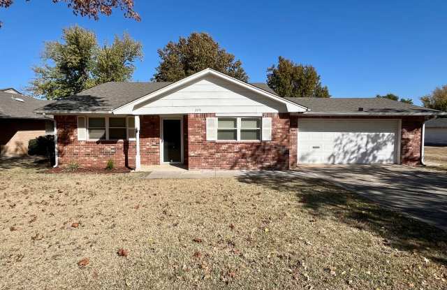 Beutiful 2 Bed 2 Bath Home in Downtown Edmond photos photos