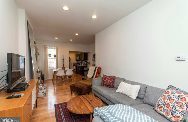 829 LIVINGSTON STREET - 829 Livingston Street, Philadelphia, PA 19125