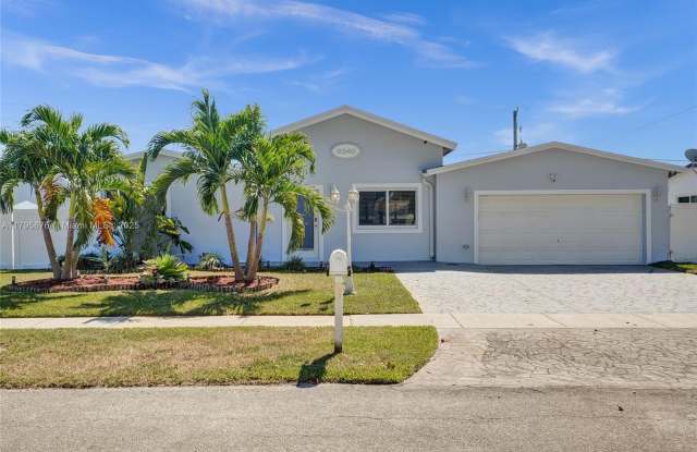 9240 54th St photos photos