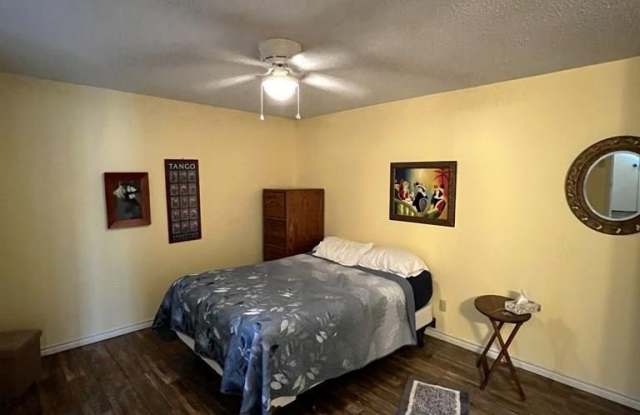 603 Continental Dr. Gallery 3