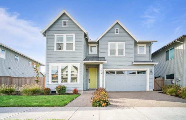 Beautifully Maintained Reeds Crossing Home with Tons of Upgrades Throughout!! Gallery 1