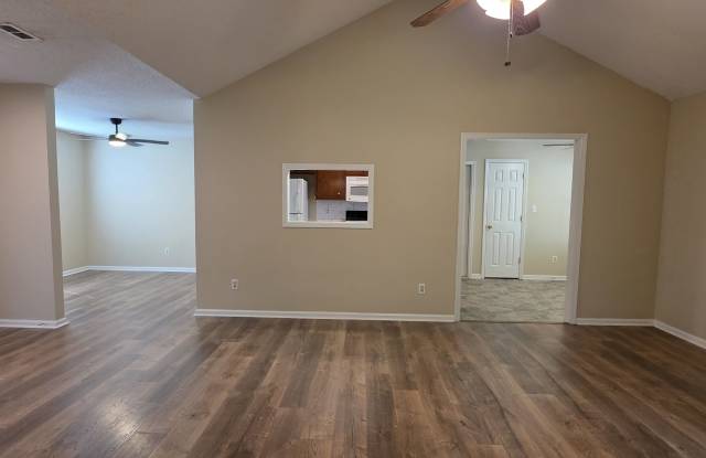 105 Indianola Court Gallery 3