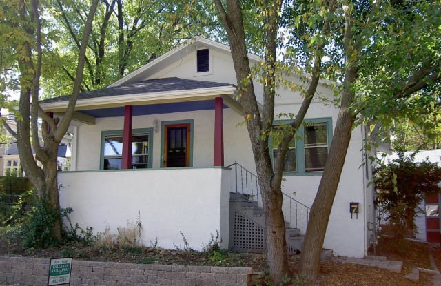 7 Aldeah - 7 Aldeah Avenue, Columbia, MO 65203