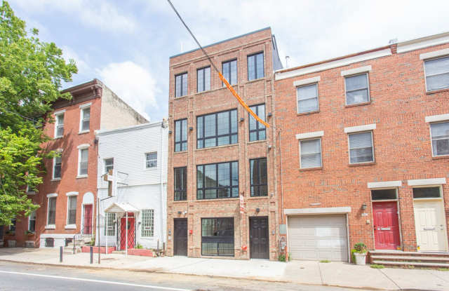 1619 Bainbridge Street Gallery 3