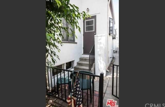81 N Catalina Avenue Gallery 4