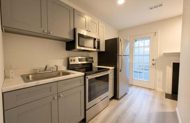 1816 PALMETTO Drive Gallery 1