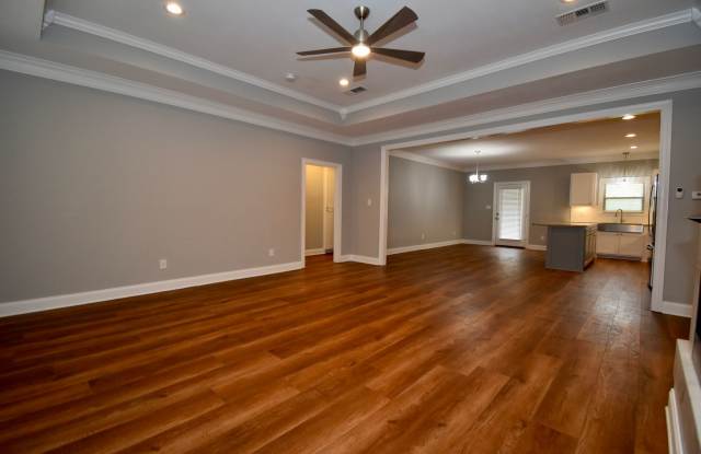 Three Bed Two Bath Home in Choudrant Gallery 4