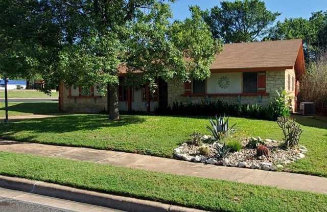 Unique 4 bedroom, 2 bath home with southwest vibe in South Austin! photos photos