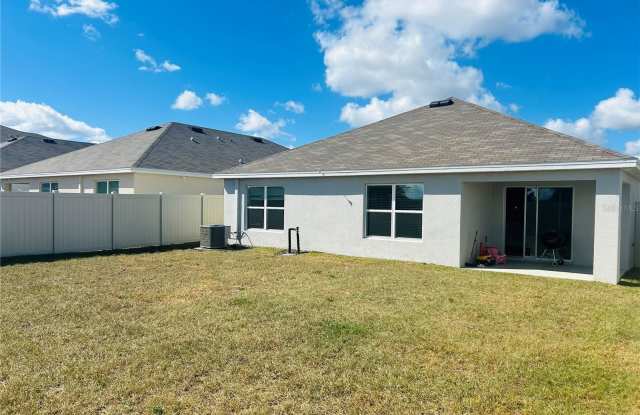 5585 SW 43RD Court Gallery 4