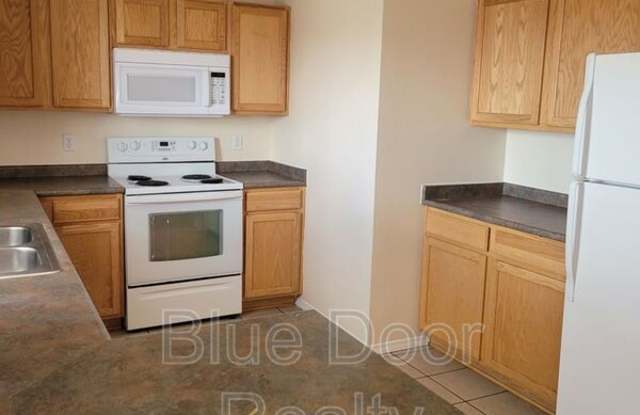2401 Chelwood Park NE Gallery 4
