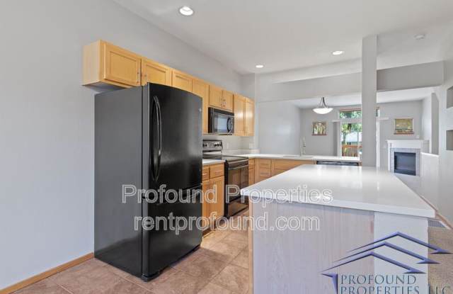 627 SW Dillan Drive Gallery 2