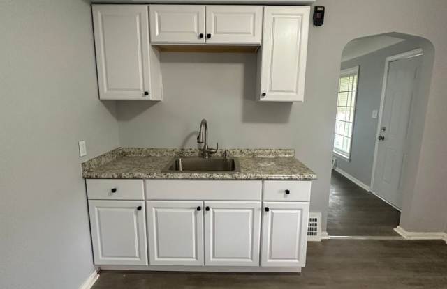 4bd Single Maple Section 8 Gallery 3