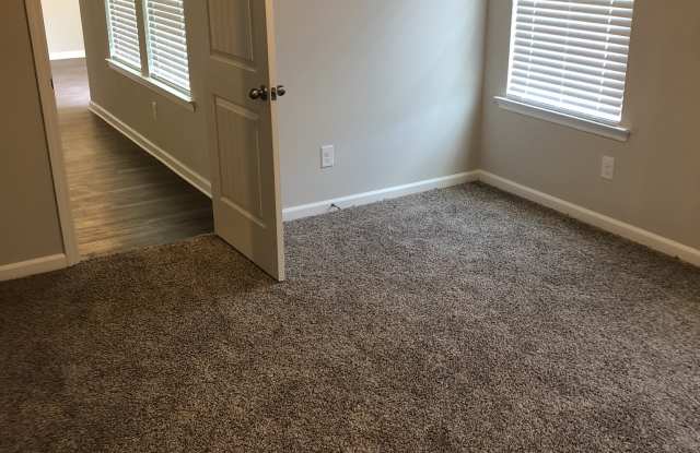 16861 Highland Heights Drive Gallery 4