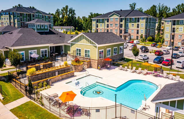 Affordable Housing - Luxury Apartments at Foxwood photos photos