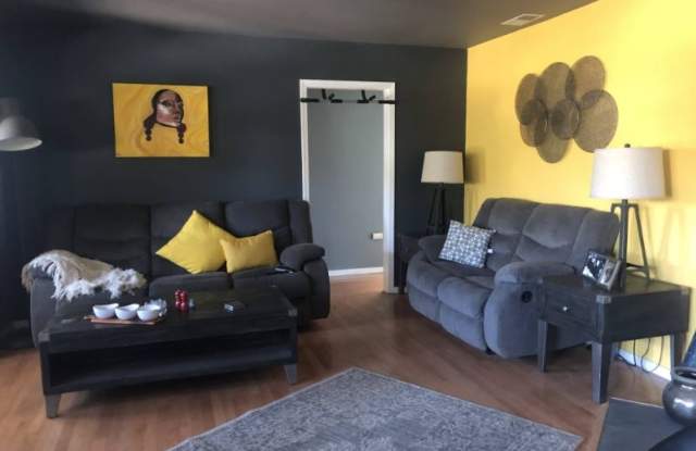 7415 Amestoy Ave - 7415 Amestoy Avenue, Los Angeles, CA 91406