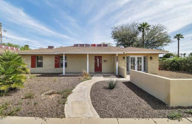 1601 N 13th Ave photos photos