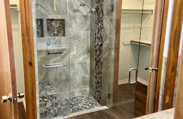 2939 Quail Oak St photos photos