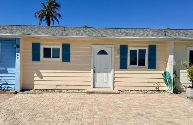 747 SAINT JUDES Drive S Gallery 1