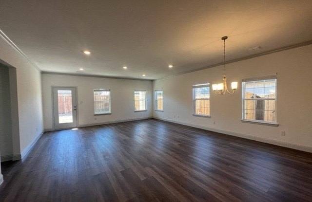 366 Waters Ridge Drive Gallery 4