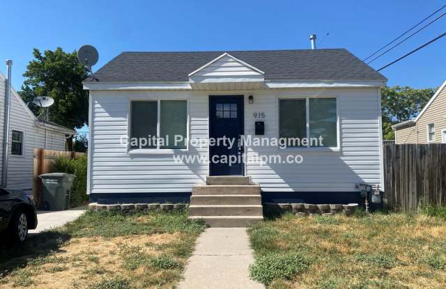 Adorable 3 Bed Bungalow photos photos