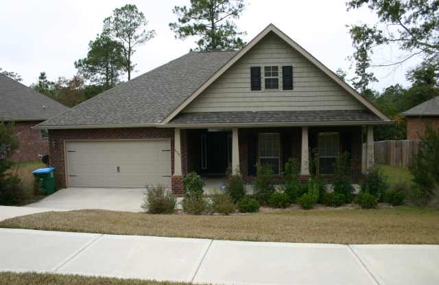 Great South Crestview Location! photos photos