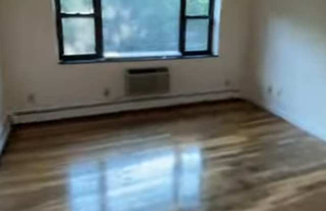 2bed in Newton Auburndale now available photos photos