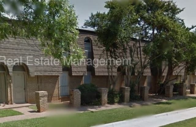 615 Fuller Street - 615 Fuller St, Arlington, TX 76011