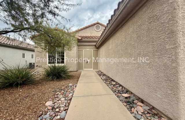 Gorgeous 55+ community home located in Heritage Highlands at Dove Mountain!!! Gallery 3
