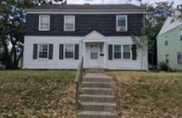 347 N Roosevelt Ave - 347 North Roosevelt Avenue, Columbus, OH 43209