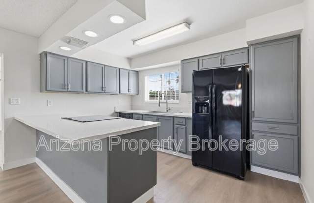 2167 E. Palmcroft Dr. Gallery 1
