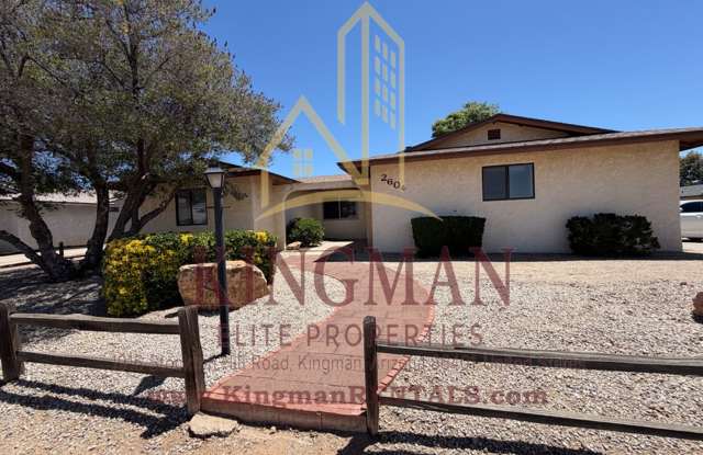 3 Bedroom / 2 Bath Home with Courtyard Entry, Fireplace & Spacious Backyard photos photos