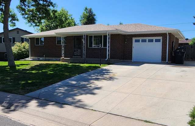 Nice Ranch Style home in Highly desired SW Denver neighborhood photos photos