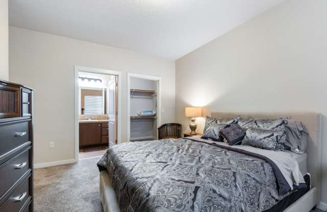 2545 E BLUE TICK ST photos photos