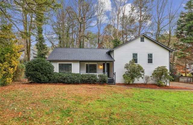 1076 Blackwell Road photos photos