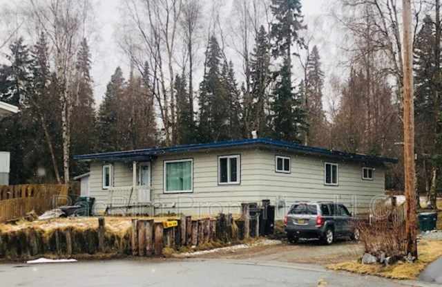 6140 Collins Way #B - 6140 Collins Way, Anchorage, AK 99502