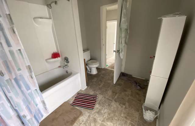 904 4th Street East photos photos