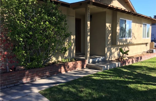 2527 W 225th Place - 2527 West 225th Place, Torrance, CA 90505