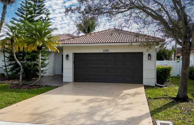 16894 Crestview Ln photos photos