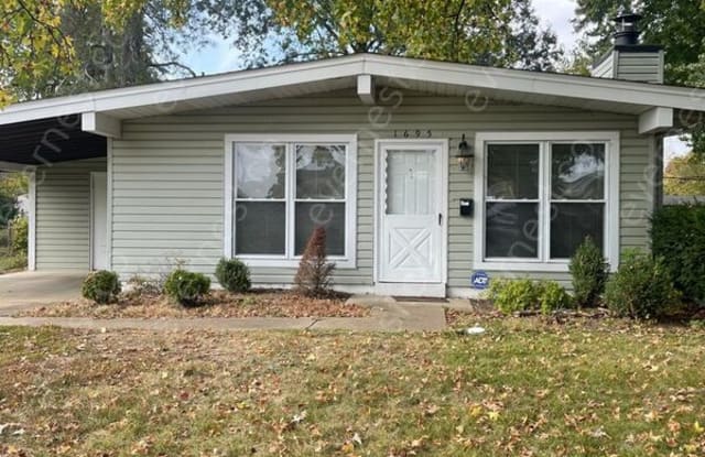1695 Beverly Dr - 1695 Beverly Drive, Florissant, MO 63031
