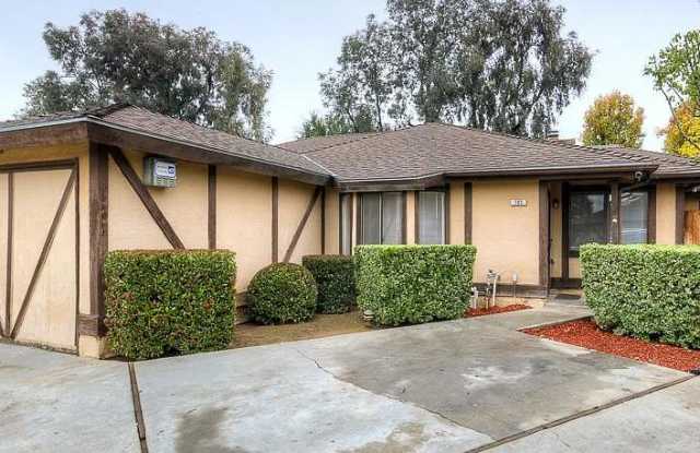 7580 N Angus St photos photos
