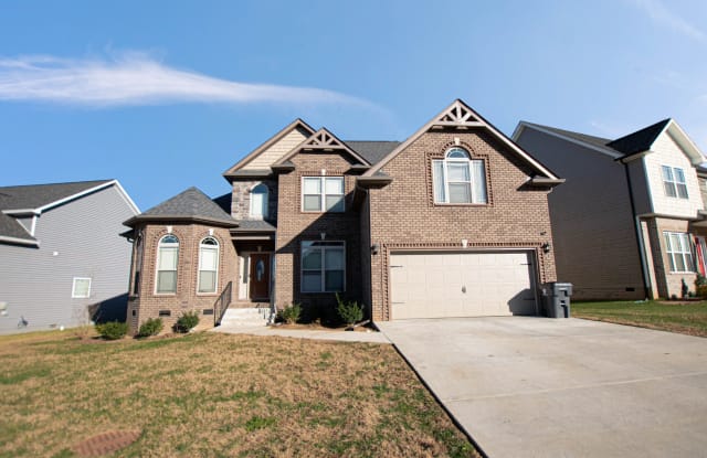 1125 Hilliard Ln - 1125 Hillard Ln, Clarksville, TN 37042