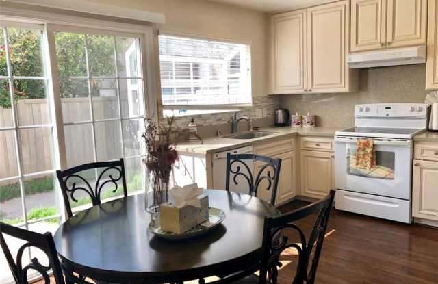 65 Streamwood Gallery 2