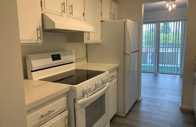 Hillcliff Apartments Gallery 4