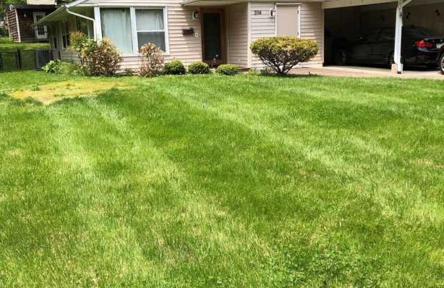 3114 MANOR RD - 3114 Manor Road, West Falls Church, VA 22042