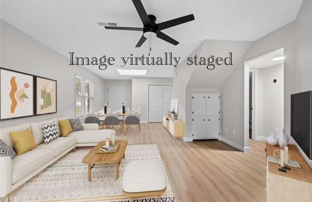2066 N Kantz Lane Gallery 2