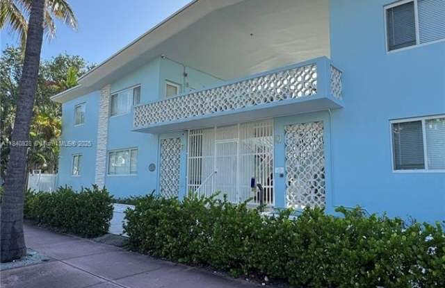 401 Collins Ave photos photos