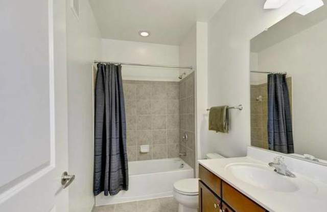 1391 Pennsylvania Avenue Southeast Gallery 4