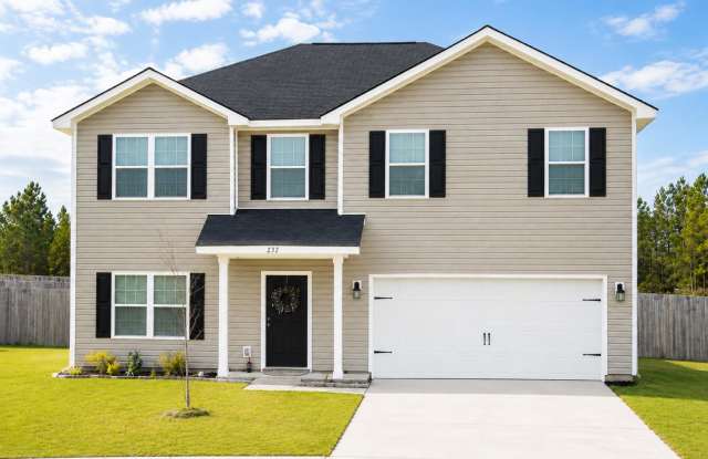 4 bedrooms, 2.5 bathrooms in Hinesville, GA! Gallery 1