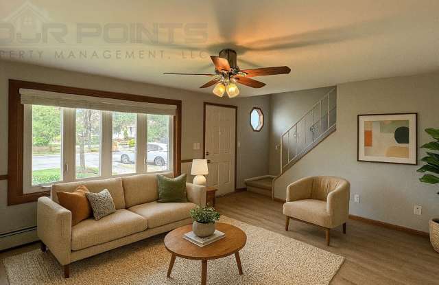 Woburn Townhouse| 2 Bed 1.5 Bath| Available 5/15 photos photos